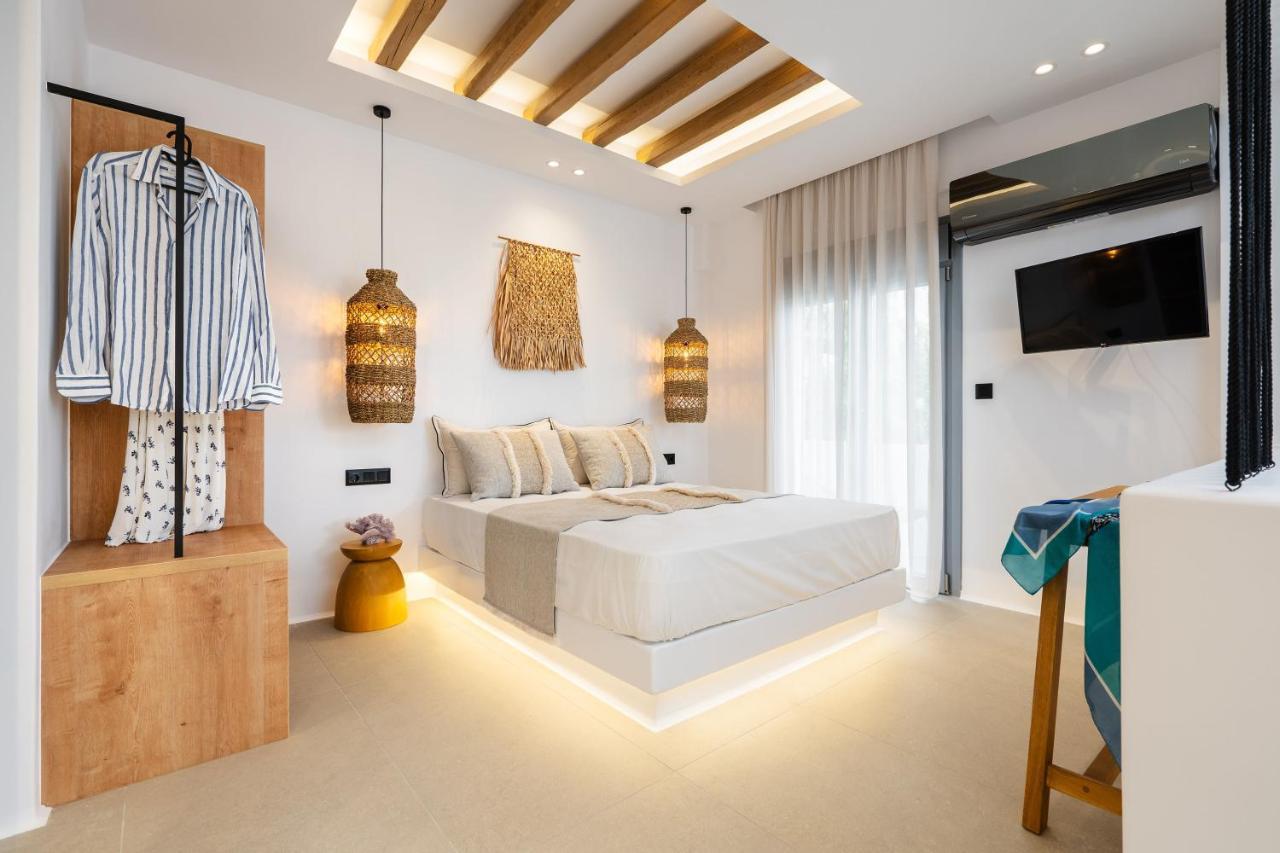 Elvirtus Suites Naxos City Exterior foto