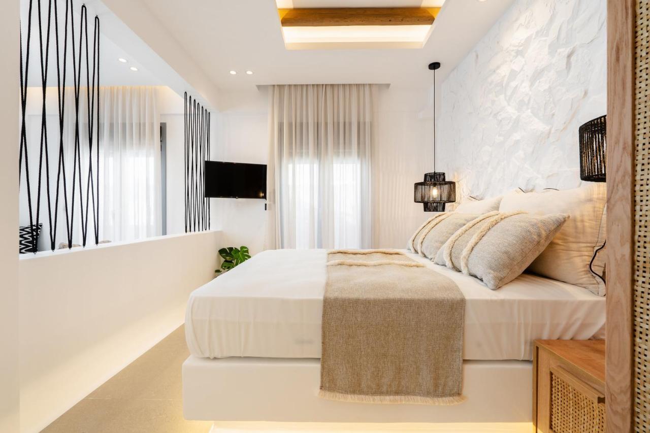 Elvirtus Suites Naxos City Exterior foto